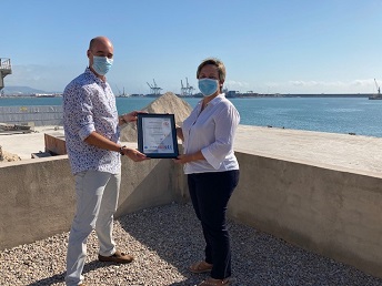 Entrega del certificado a Portsur Castellón por parte de SGS